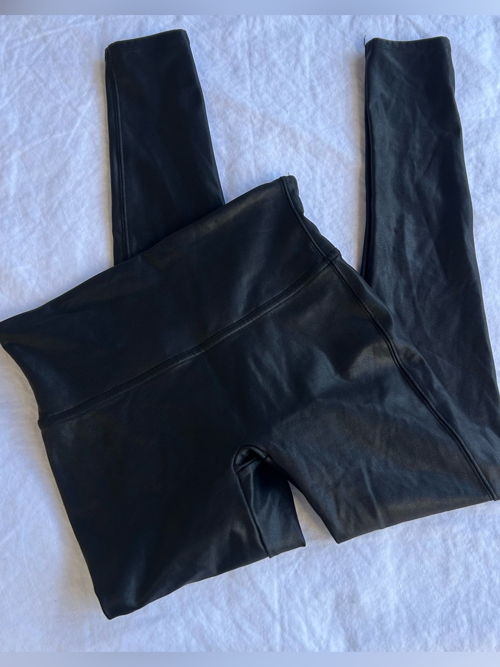 Spanx Faux Leather leggings Pants size M Petite, Edgy Fall Style